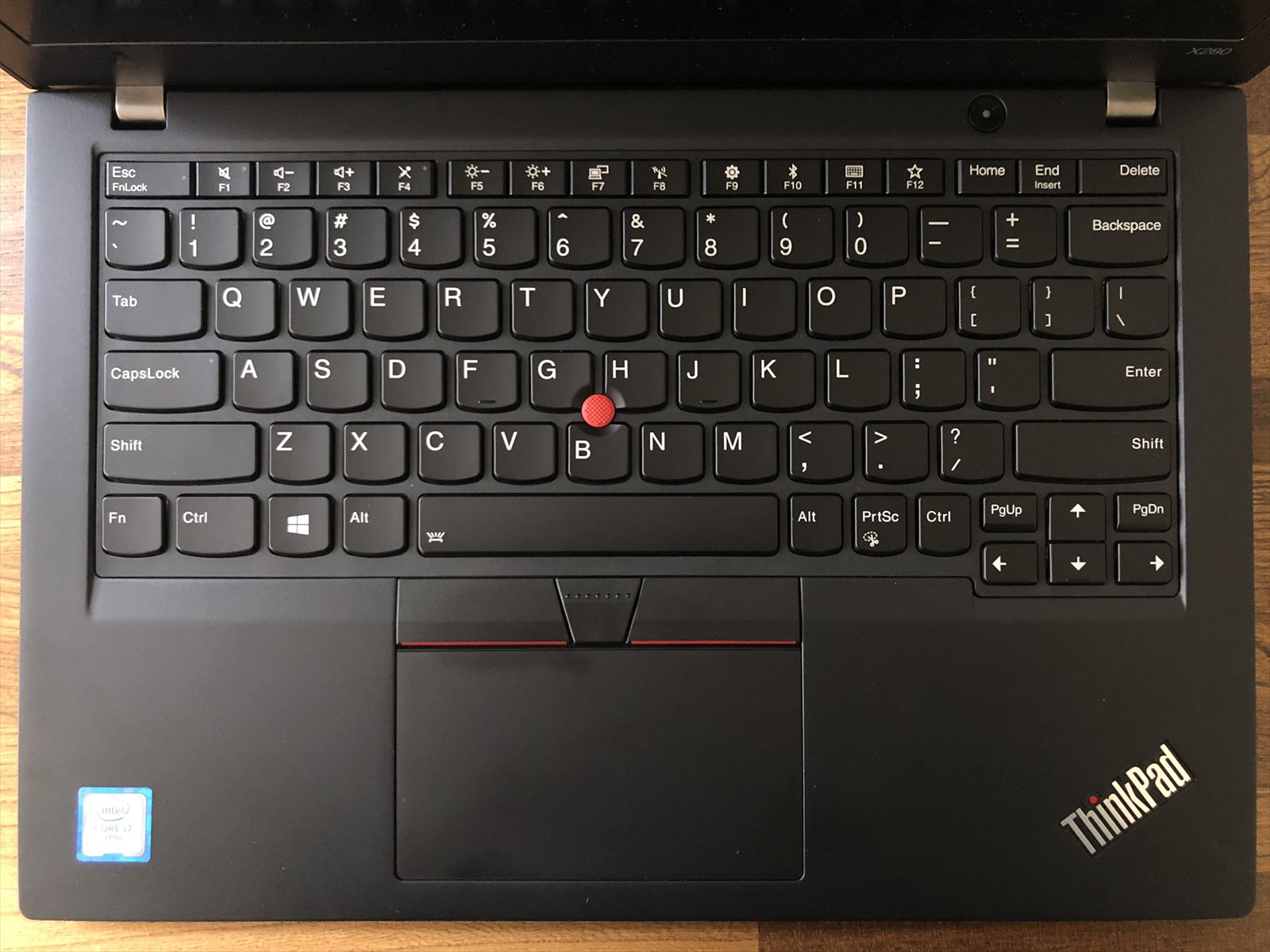 ThinkPad X280 16GB タッチスクリーン 英字配列バックライト付き